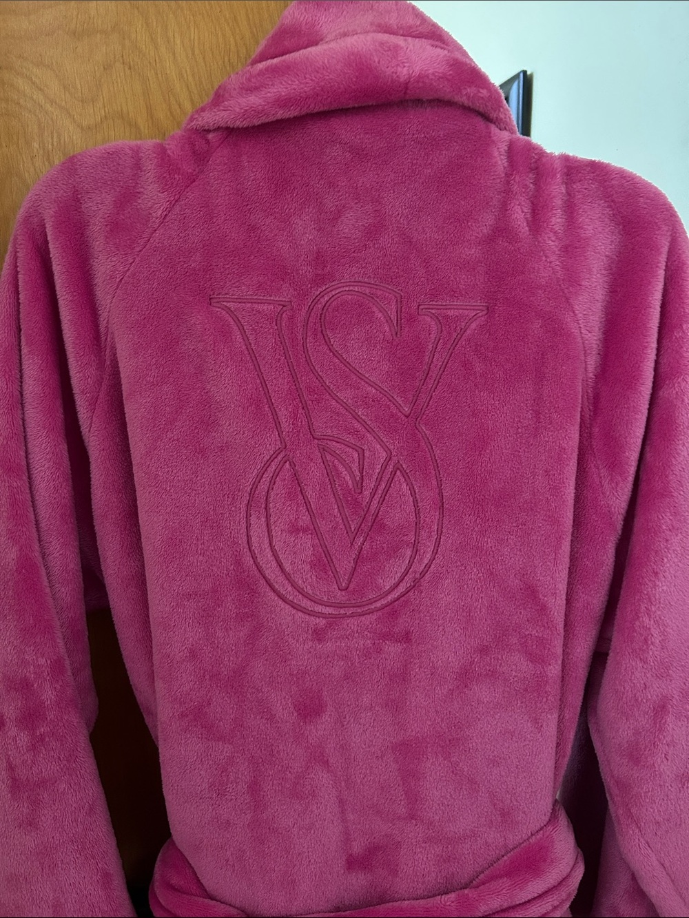 Women’s Victoria’s Secret Robe - Picture 3 of 4